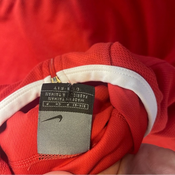 Nike Women’s Red‎ and White Long Sleeve 1/4 Zip Hoodie S *C0293 - Picture 8 of 11